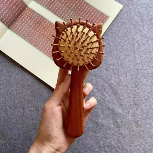 Wooden Cushion Massage Comb – Cat Design