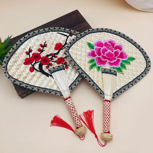 Handmade Woven Straw Fan with Embroidery – Traditional Chinese Craft